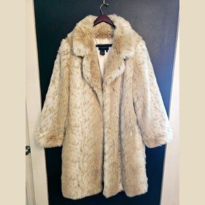 Dennis Basso Faux Fur Snow leopard Coat 2x